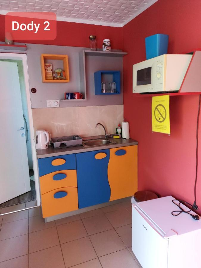 Dody Apartmani Leskovac  Buitenkant foto